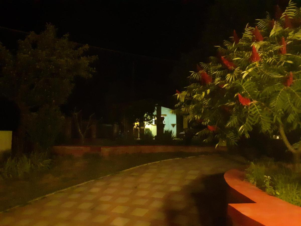 Village House Moo Moo Вране Экстерьер фото